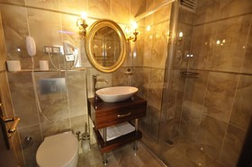 Salinas Hotel Istanbul