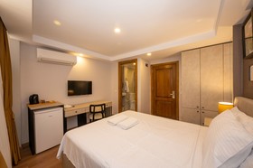 Taksim Suite