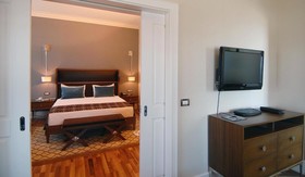 Titanic Business Kartal