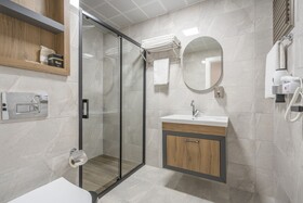 Quality Gold Suite Hotel