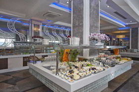 Crystal Waterworld Resort & Spa