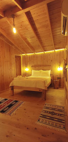 Olympos Toprak Evleri