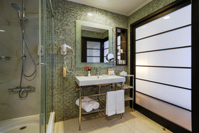 Limak Lara Deluxe Hotel & Resort