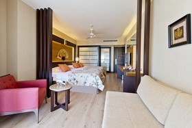 Limak Lara Deluxe Hotel & Resort