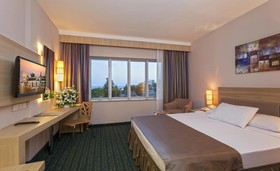 Justiniano Moonlight