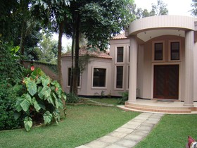 Zawadi House