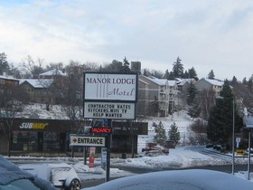 Pine Lodge Motel