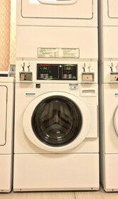 Suburban Studios Brunswick I-95