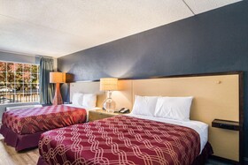 Suburban Studios Brunswick I-95