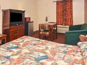 OYO Hotel Calhoun GA I-75 & US-41 Hwy