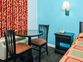 OYO Hotel Calhoun GA I-75 & US-41 Hwy