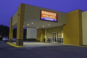 Springfield Hotel & Suites