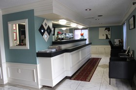 Rite4us Inn & Suites