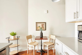 Sonder The Broughton Apartments Historic District