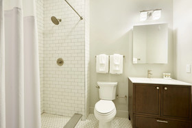 Sonder The Broughton Apartments Historic District