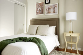 Sonder The Broughton Apartments Historic District