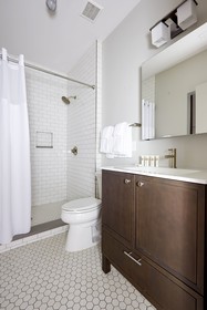 Sonder The Broughton Apartments Historic District