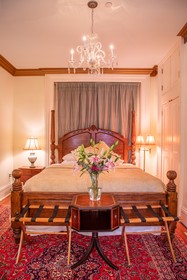 The Olde Savannah Inn