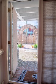 The Olde Savannah Inn