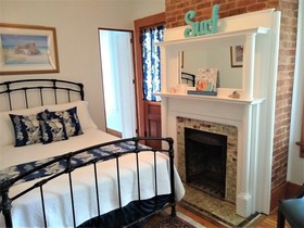 Surf Song Bed & Breakfast