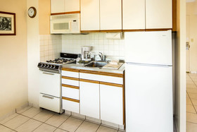 Waikiki Shore by Castle Hotels & Resorts