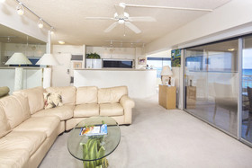 Waikiki Shore by Castle Hotels & Resorts