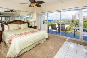 Waikiki Shore by Castle Hotels & Resorts