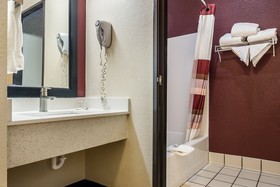 Red Roof Inn St Louis Troy