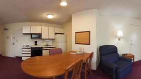 MainStay Suites