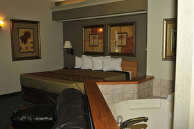 Apple Tree Inn and Suites