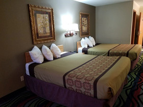 Apple Tree Inn and Suites