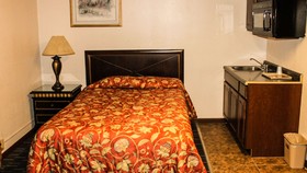 Budget Host Golden Wheat Motel