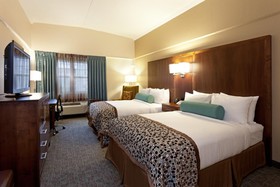 DoubleTree by Hilton Hotel Cape Cod - Hyannis