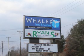 Whaler Inn & Suites