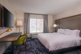Fairfield Inn & Suites Boston Walpole