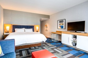 Hampton Inn and Suites Boston/Waltham