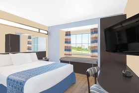 Microtel Inn & Suites by Wyndham Waynesburg