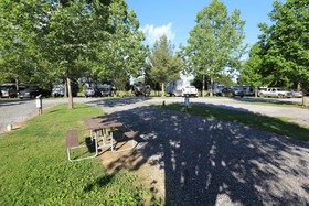 Baileyton RV Park & Cabins – A Cruise Inn Park