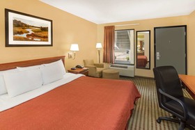 Howard Johnson by Wyndham Chattanooga Lookout Mountain