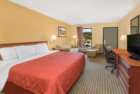 Howard Johnson by Wyndham Chattanooga Lookout Mountain