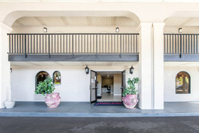 Howard Johnson by Wyndham Chattanooga Lookout Mountain