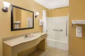 Howard Johnson by Wyndham Chattanooga Lookout Mountain