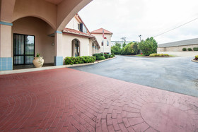 Studio 6 Chattanooga