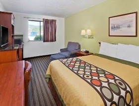 Super 8 by Wyndham Chattanooga Lookout Mountain TN
