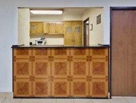 Super 8 by Wyndham Chattanooga Lookout Mountain TN