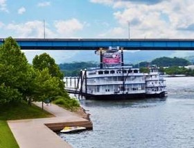 Super 8 by Wyndham Chattanooga Lookout Mountain TN