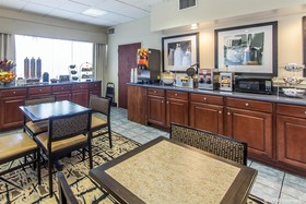 Clarion Inn Cleveland