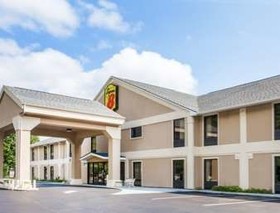 Super 8 by Wyndham Erwin