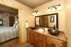 Hilltop Haven Chalet