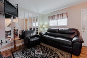 Oak Square Condominiums